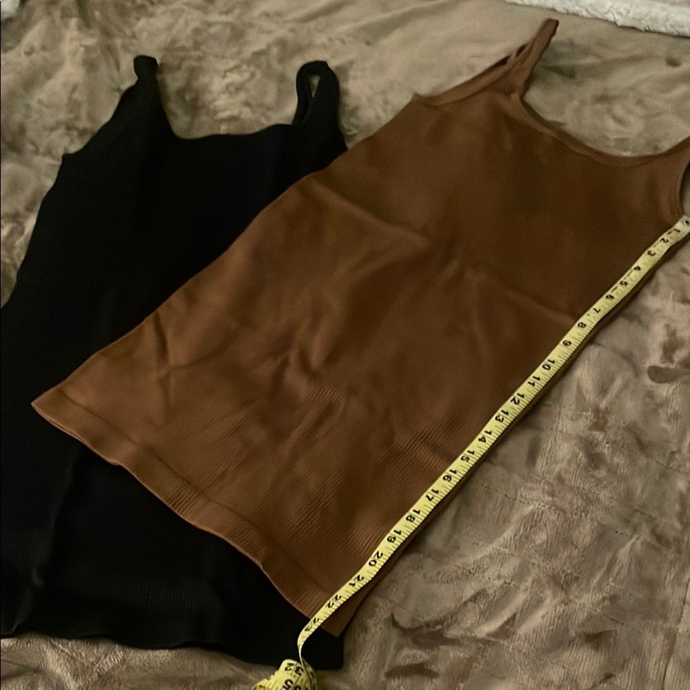 Set of 2 midi dresses